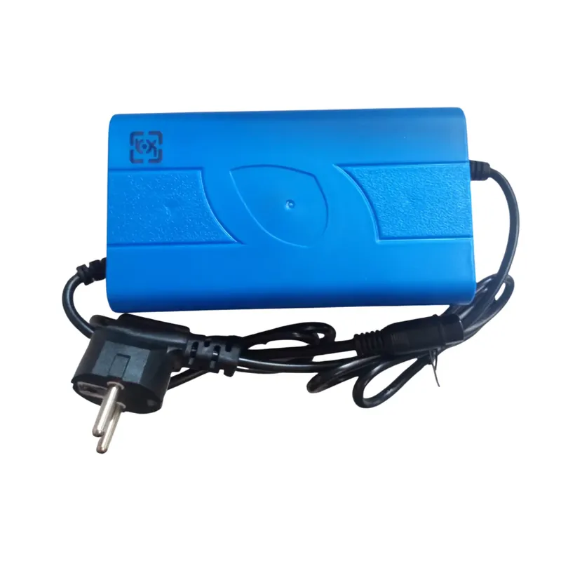 Mega-Angebot Batterieerhaltung-Ladegerät für FME 6000iD/8000iD mit BAT-Eingang