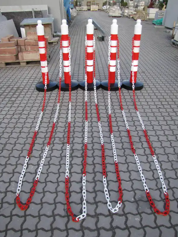 TEMKA Absperrpfosten-Set Mega-Max, 5 Pfosten rot/weiß + 25 m Kette Direktkauf