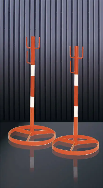 Eichinger Absperrbock 1807, lackiert, Höhe 1000 mm 3 Haken rot-weiss Markenware