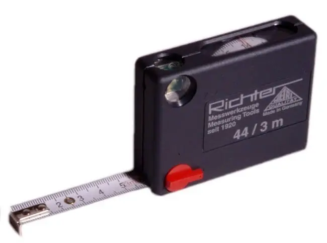 Richter Taschenrollbandmaß weiß 13 mm mit Libelle, 3 m Begrenztes Angebot